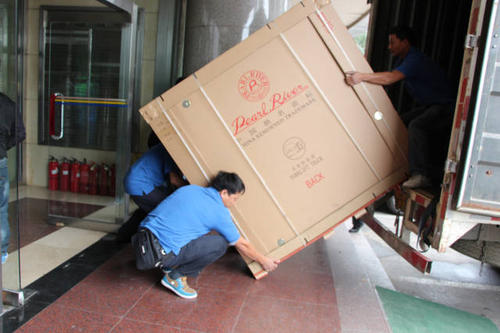 天心钢琴贵重工艺品无忧运